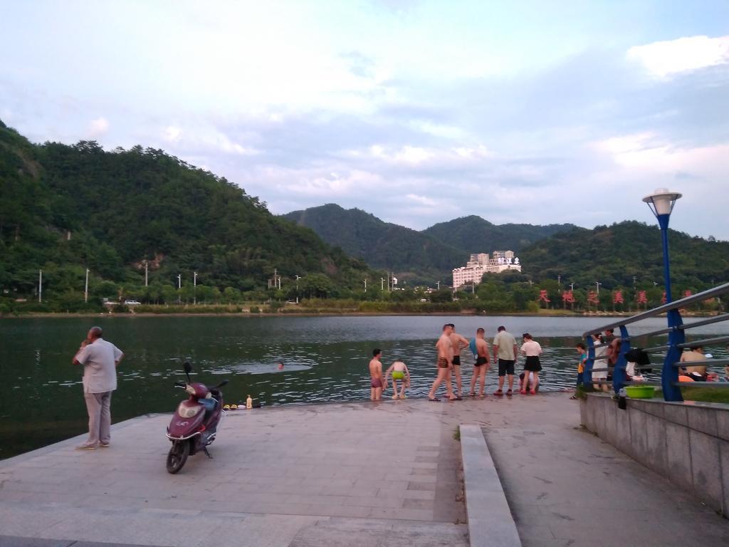 Huangshan Koala International Youth Guesthouse מראה חיצוני תמונה
